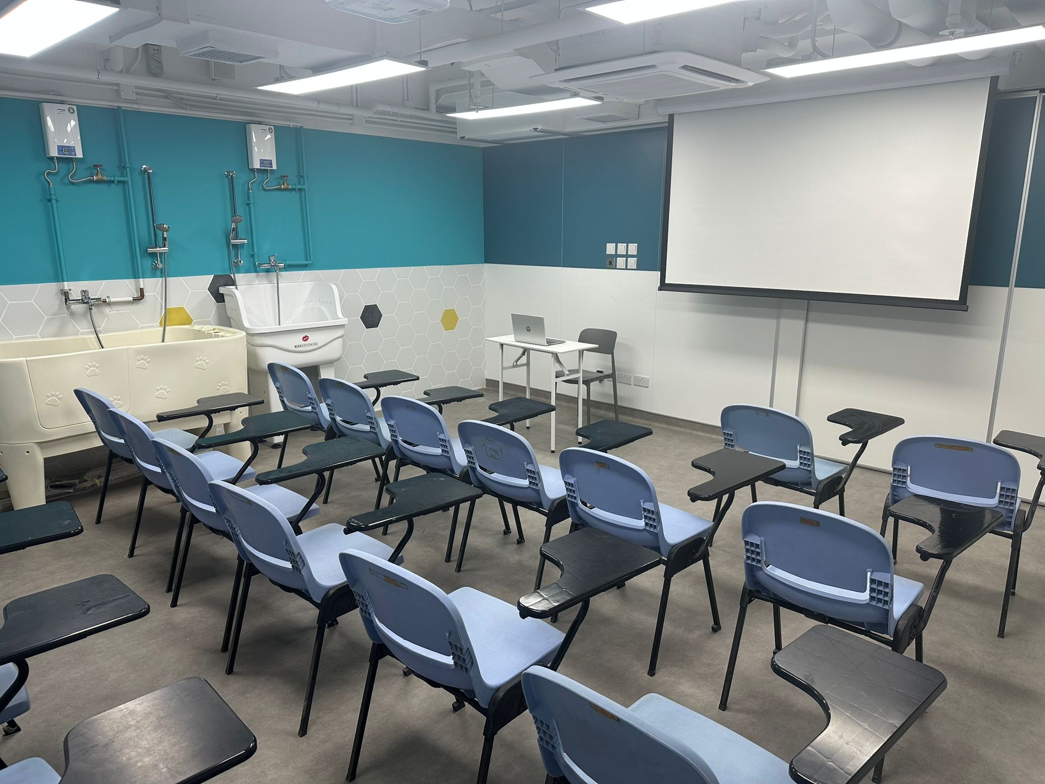 本頁圖片/檔案 - WhatsApp Image 2025-11-14 at 3.45.08 PM